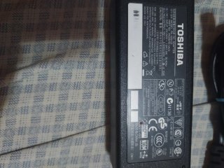Adaptador Corriente Toshiba PA-1650-02 19V 3.42A
