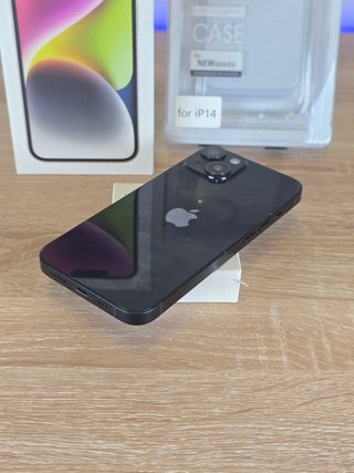 iPhone 14 Negro + Accesorios