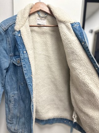 Cazadora vaquera Bershka forrada