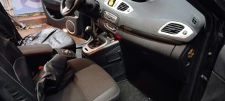 Renault grand Scenic  1.5 dci 2011