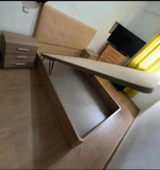 Canapé Abatible con Cabecero y Mesita