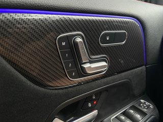 Mercedes-Benz GLA 180 AMG Line 2022 136cv