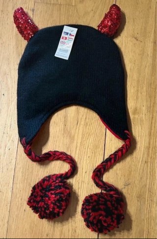 Gorro lana divertido cuernos y borlas