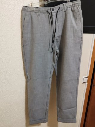 Pantalón de vestir gris hombre