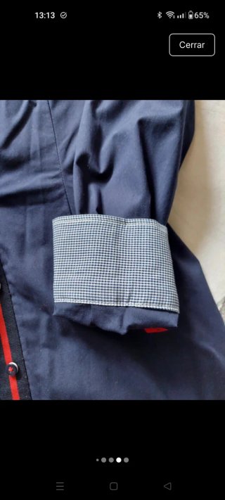 Vestido camisero azul con detalles
