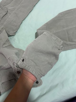 Pantalones cargo beige