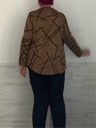 Jersey marrón con estampado talla L