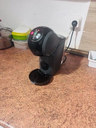 Cafetera Dolce Gusto Negra