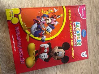 Libros Disney "Juega y aprende con Mickey"