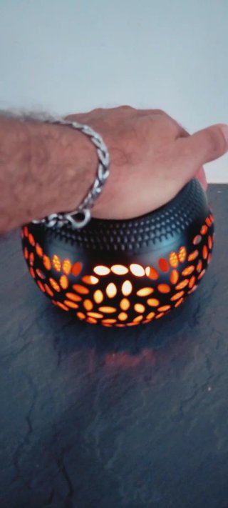 Lámpara solar tipo efecto vela