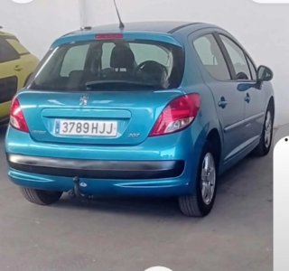 Peugeot 207 2012