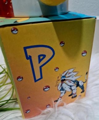 Caneca Pokémon com Caixa