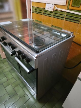 Cocina de Gas Corberó de Acero Inoxidable