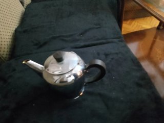 Tetera de Metal Plateado