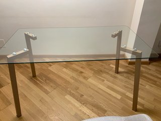 Mesa de Cristal con Patas Madera