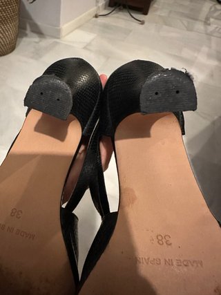 Zapatos negros de piel de Strovar