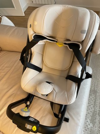 Silla de coche AXKID One 3 + Reductor recién nacid
