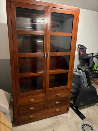 Vitrina Banak Importa Madera y Cristal