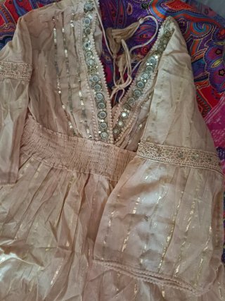 Lote ropa(5) ,2 top elegante ,1 vestido,1 camisas,