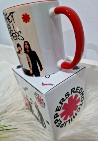 Caneca Red Hot Chili Peppers