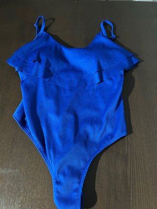 Bañador Azul con Volantes y rojo