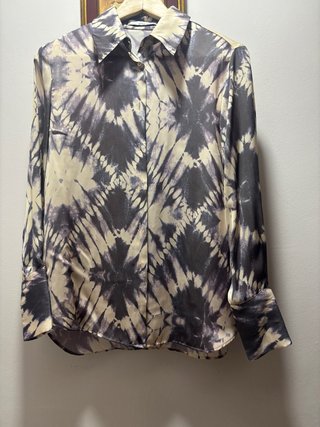 Blusa Mango Gris Estampada Talla XS