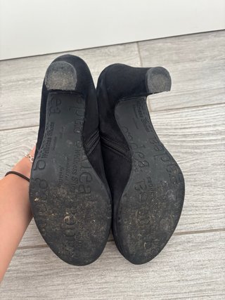 Botines de piel ante negros