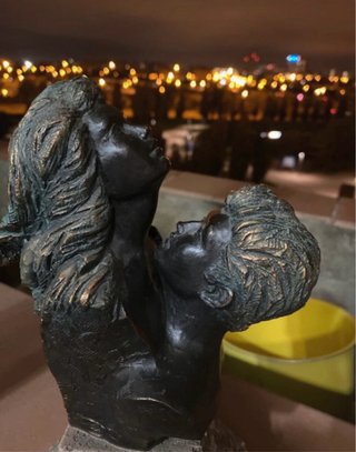 Figura de Bronce Amantes