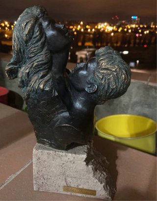 Figura de Bronce Amantes