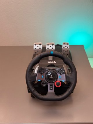 Volante Logitech G29 con Pedales
