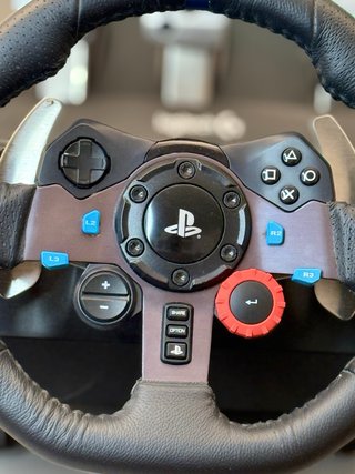 Volante Logitech G29 con Pedales
