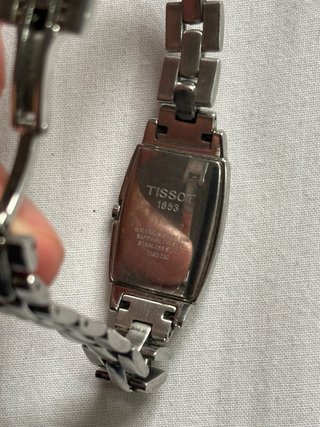Tissot Belle Tonneau Reloj de Mujer
