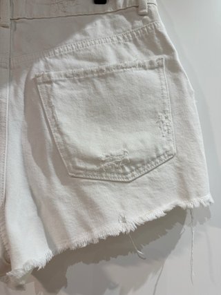 Shorts vaqueros blancos Zara