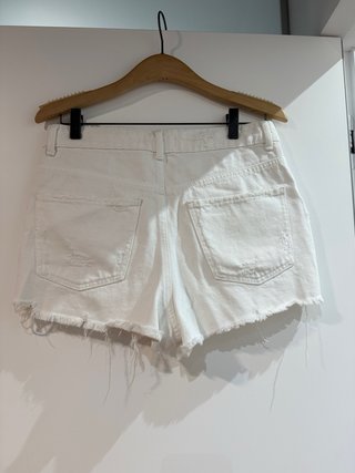 Shorts vaqueros blancos Zara