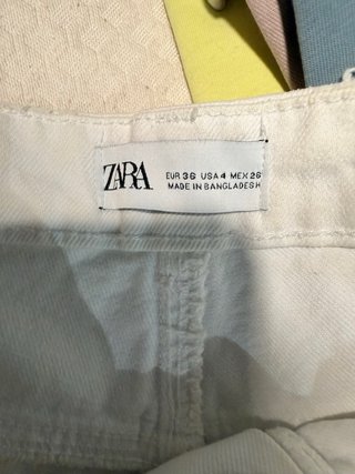 Shorts vaqueros blancos Zara