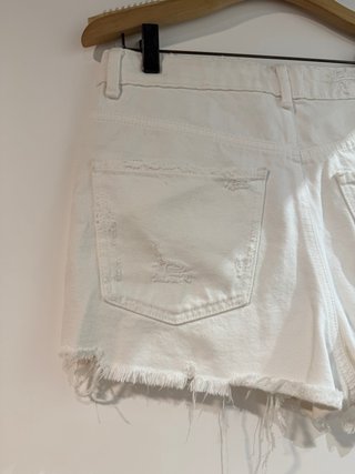 Shorts vaqueros blancos Zara