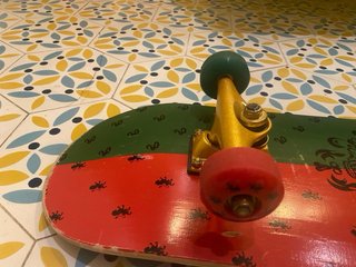 Skate Negro con Logo H