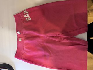Pantalón de chándal rosa Gap