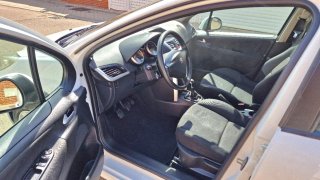 Peugeot 207 2012 1.4 hdi 70cv.