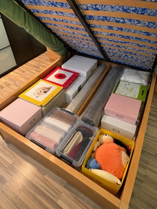 Cama de Matrimonio con Mesitas