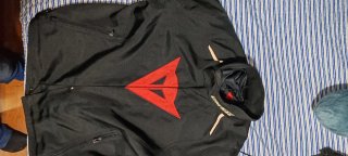 Chaqueta de moto Dainese negra  Talla 56