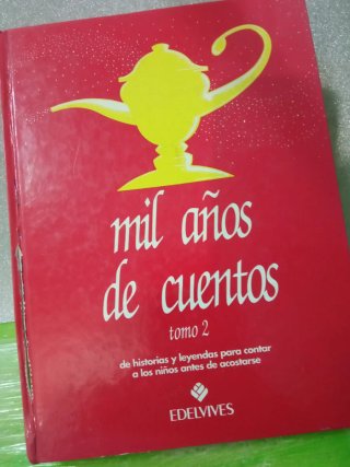 Libro mil años de cuentos