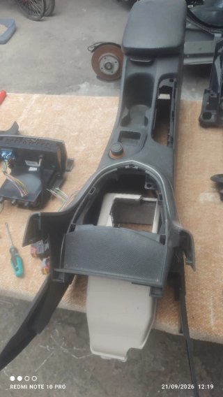 Consola Central Peugeot 308