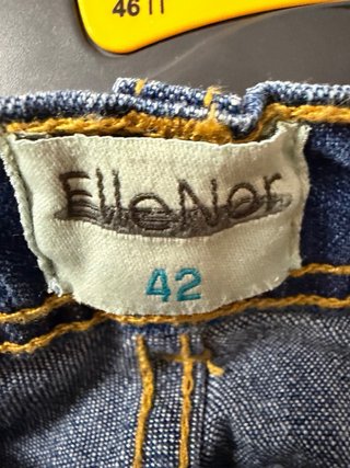 Pantalón vaquero campana talla 42