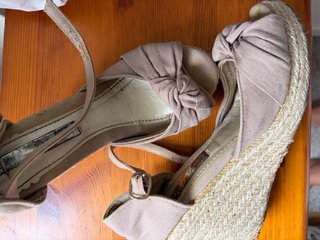 Alpargatas Beige con Nudo