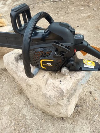 Motosierra de gasolina
