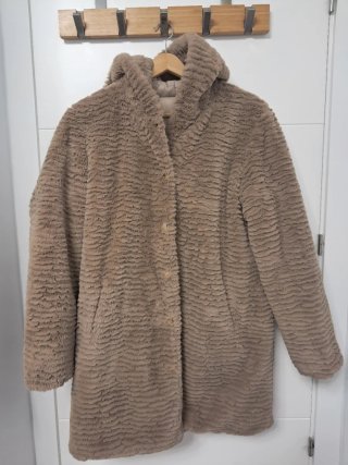 Abrigo reversible beige con capucha