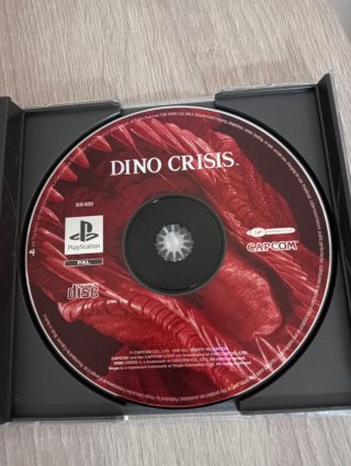 🇪🇸 Dino Crisis Ps1