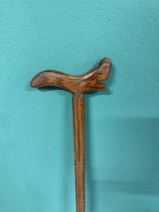 Bastón de Madera Tallado a Mano