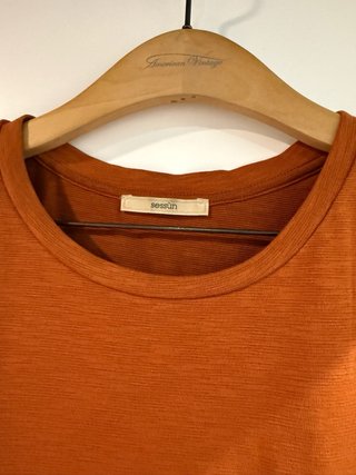 Camiseta Sessun color caldera